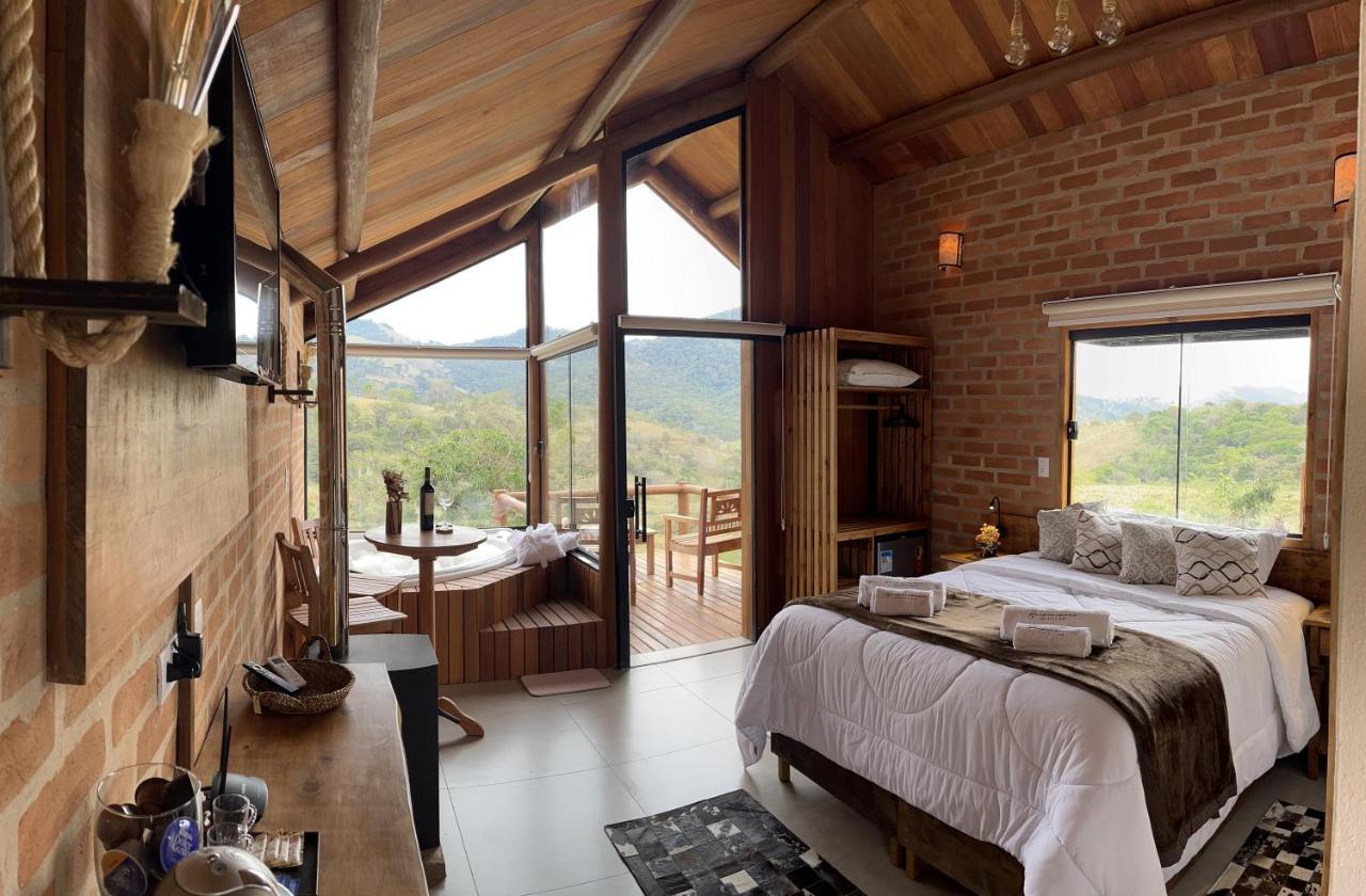 Ho'oponopono & Wine Lodge *