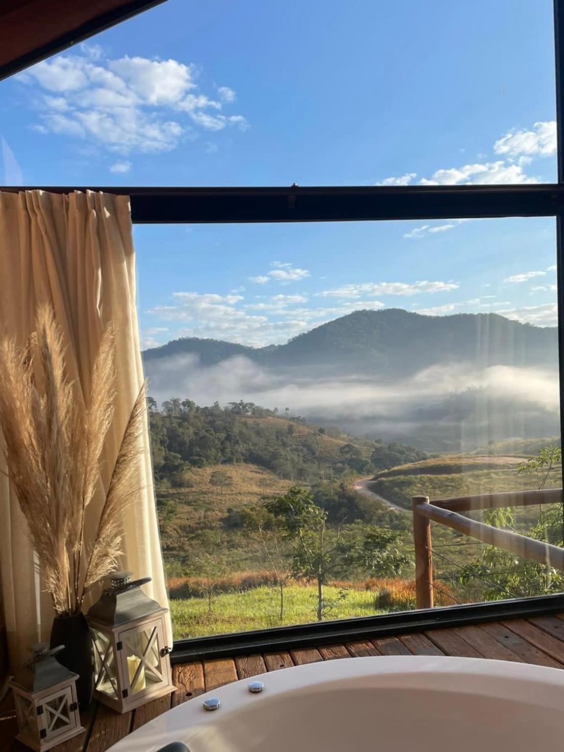 Lodge Ho'oponopono & Wine