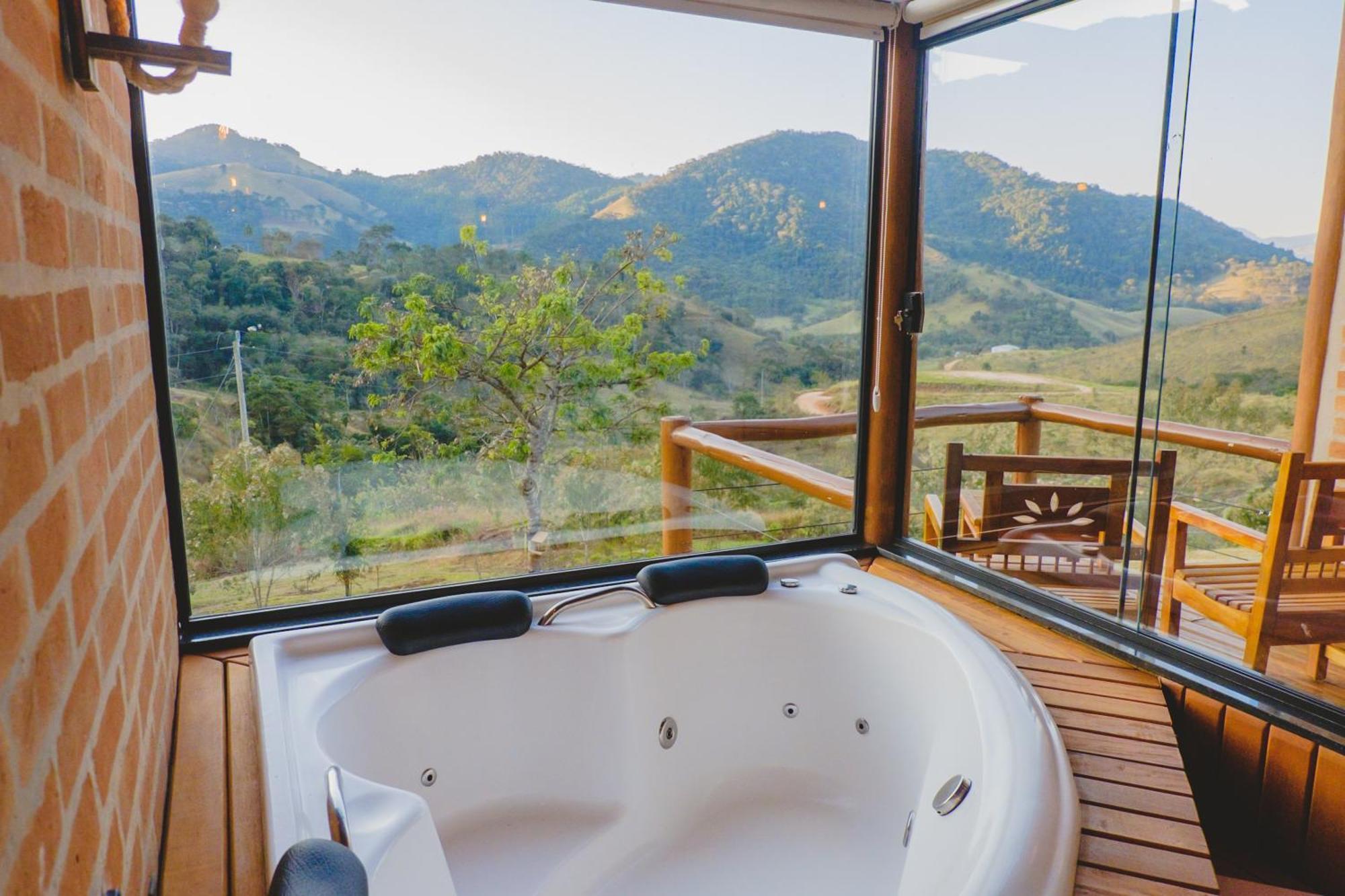 Ho'oponopono & Wine Lodge *